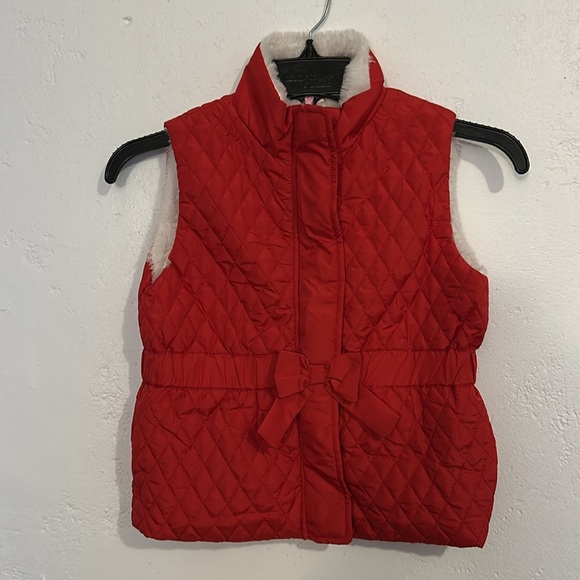 Girls Red Puffer Vest with White Fur - Picture 2 of 9